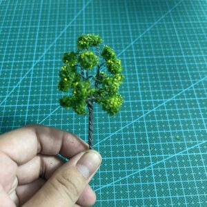 CÂY CÓ LÁ THÂN KẼM | 9 cm